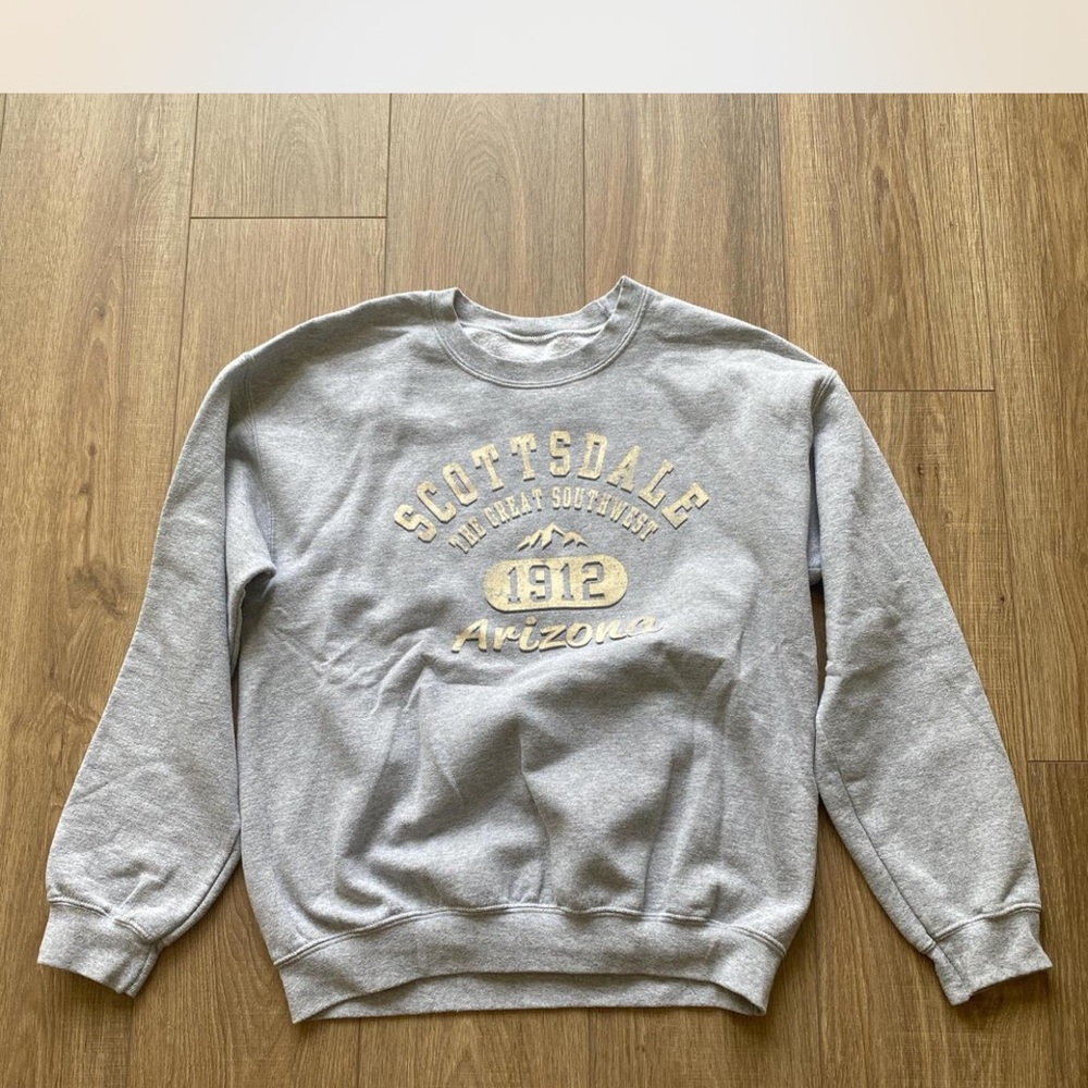 Gray Scottsdale Arizona Men's Sweater